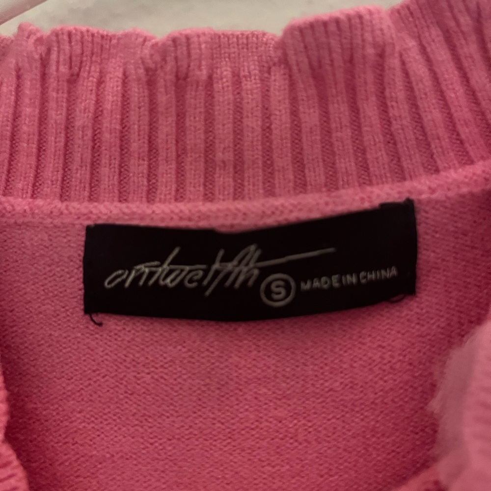 Pink Ruffled Women’s Top - Picture 2 of 2